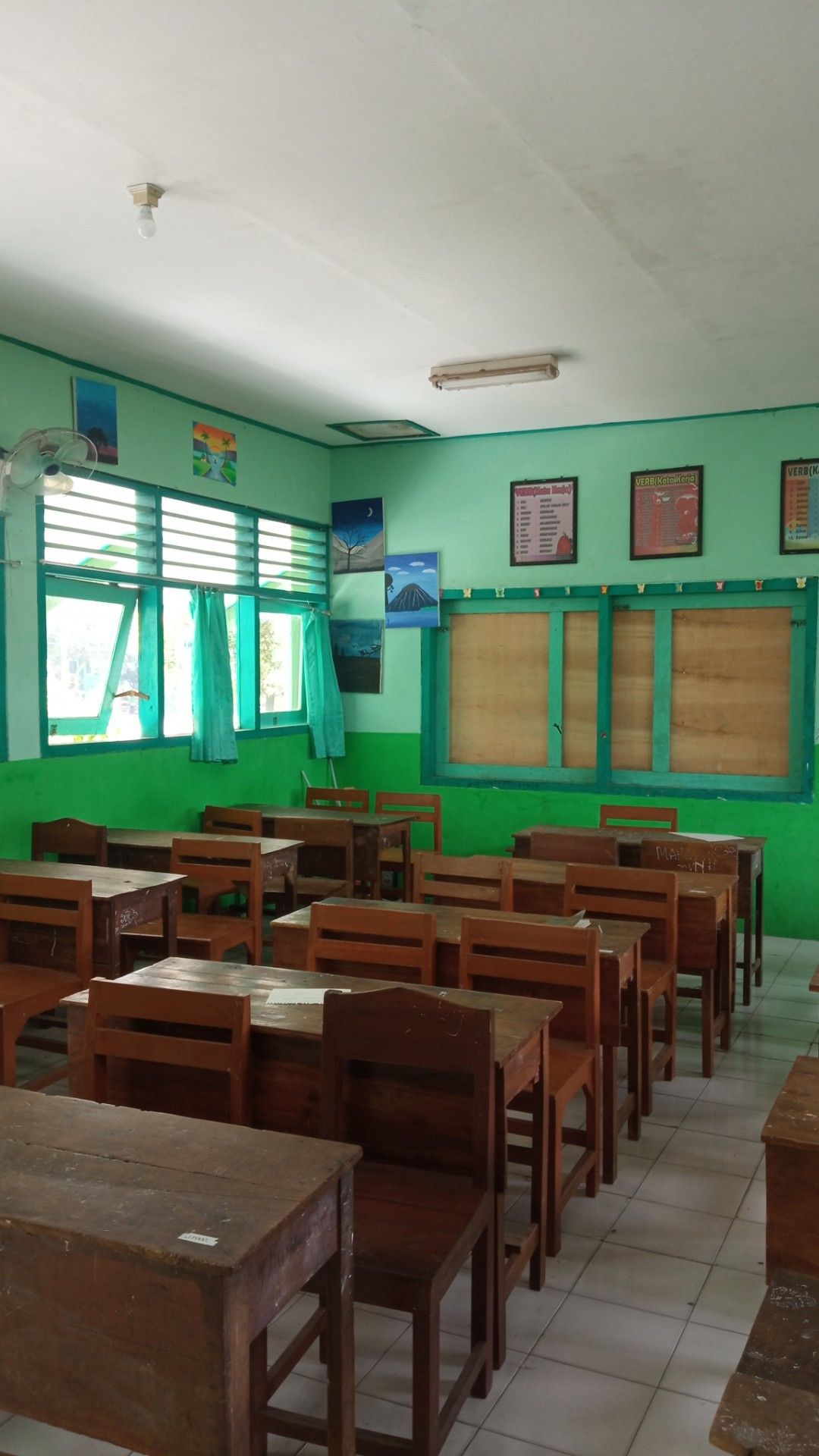 Ruang Kelas 1-6 